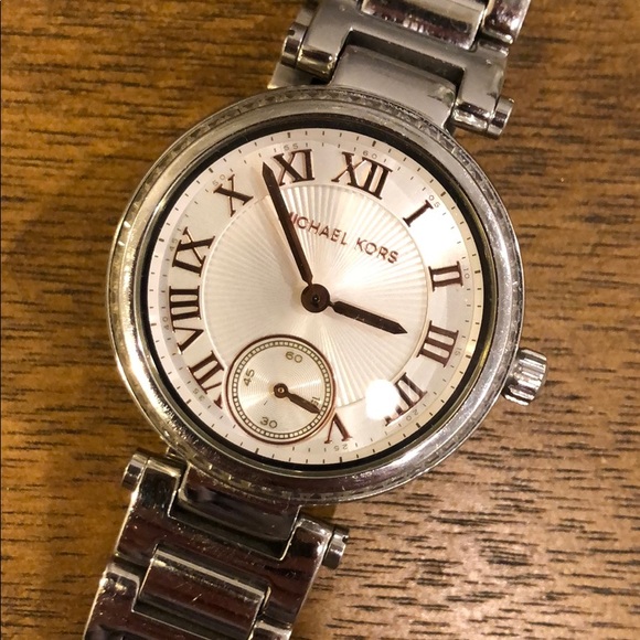 Michael Kors Watch - Picture 2 of 6